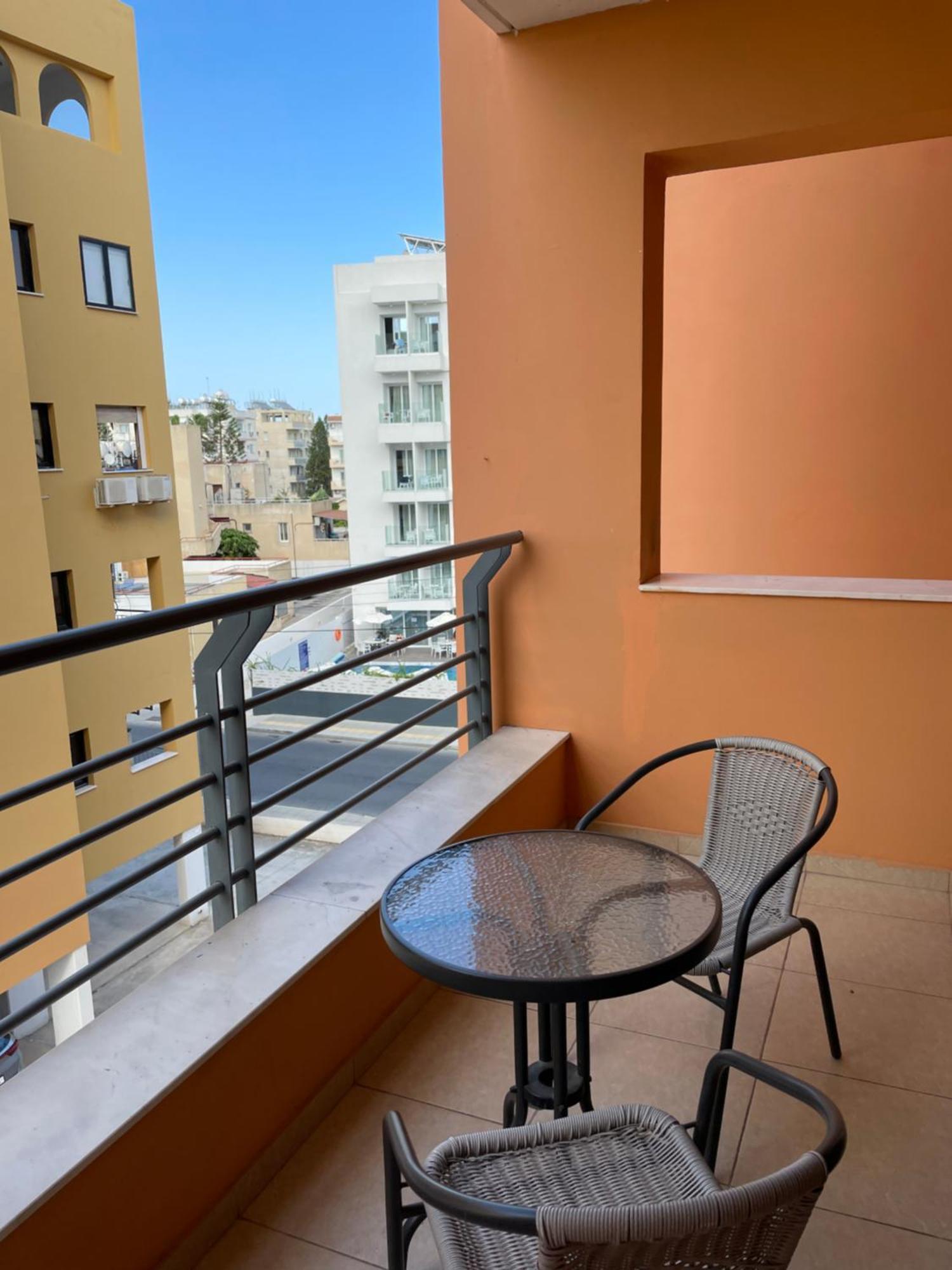 VIP Resort Apartment on Makenzie Beach Larnaka Exterior foto